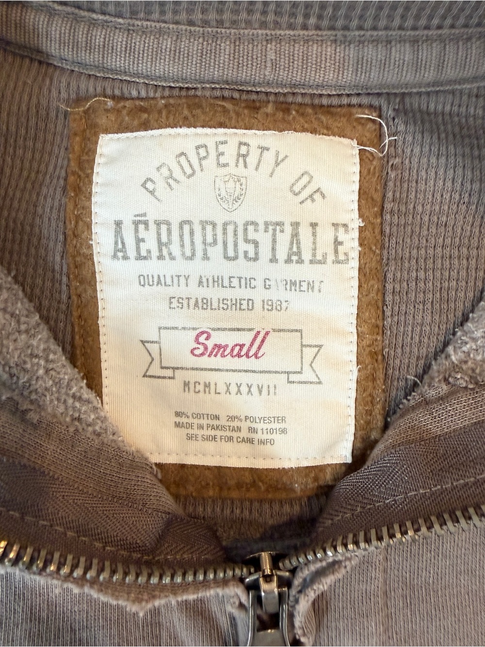 Y2K Aeropostale Quarter Zip Sweatshirt Embroidered Mocha Brown Small - Picture 2 of 8